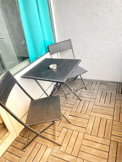Apartment Naehe Flughafen Dus Dusseldorf Exterior photo